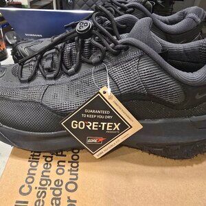 Nike ACG Mountain Fly 2 GORE-TEX Low Dark Smoke Grey HF6245-001 Mens Size 10 NEW